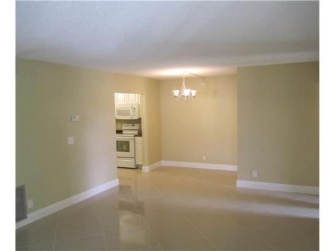 527 Shady Pine Way Greenacres FL 33415