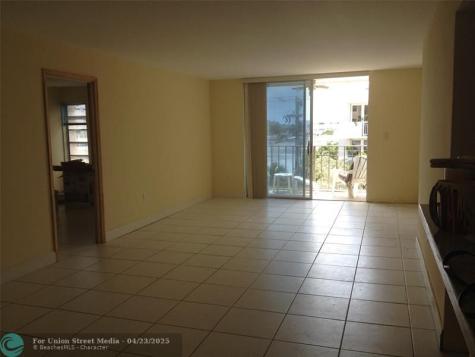 7705 Abbott Avenue Miami Beach FL 33141