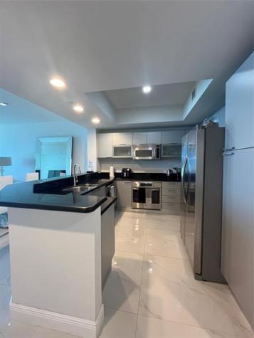 2650 Lake Shore Drive Riviera Beach FL 33404