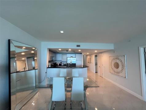 2650 Lake Shore Drive Riviera Beach FL 33404