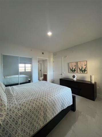 2650 Lake Shore Drive Riviera Beach FL 33404