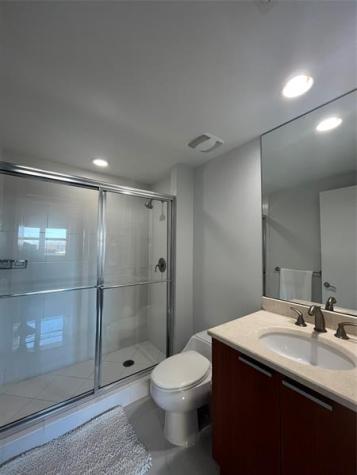 2650 Lake Shore Drive Riviera Beach FL 33404