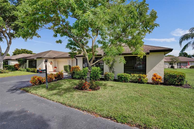 4840 Greentree Lane Boynton Beach FL 33436