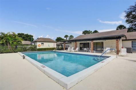 4840 Greentree Lane Boynton Beach FL 33436