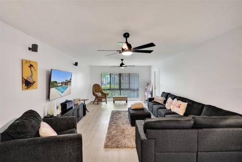 4840 Greentree Lane Boynton Beach FL 33436