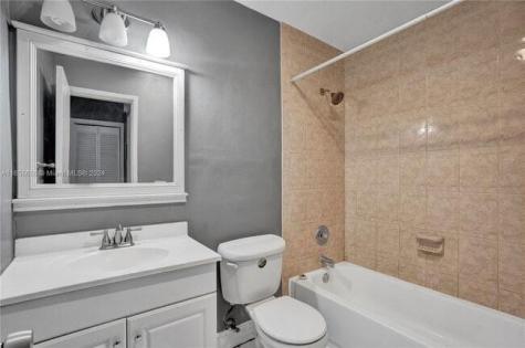 1816 E Oakland Park Boulevard Oakland Park FL 33306