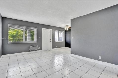 1816 E Oakland Park Boulevard Oakland Park FL 33306