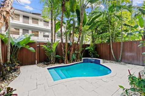 218 NE 15th Avenue Fort Lauderdale FL 33301