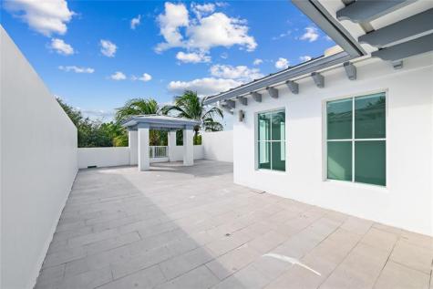 218 NE 15th Avenue Fort Lauderdale FL 33301