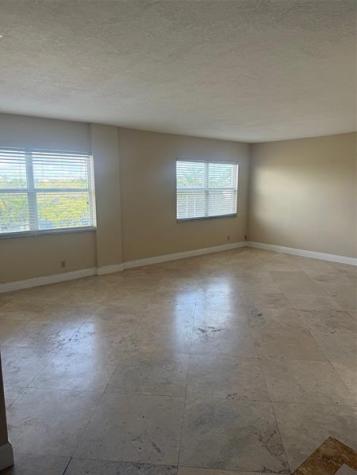 2555 NE 11th Street Fort Lauderdale FL 33304
