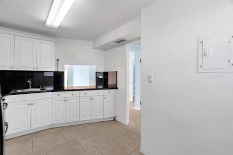 1690 NE 191st Street Miami FL 33179