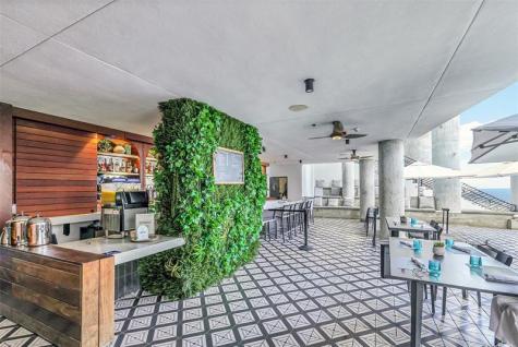 398 NE 5th Street Miami FL 33132