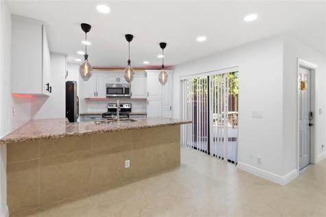 23048 Oxford Place Boca Raton FL 33433