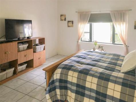 5614 Hammock Lane Lauderhill FL 33319