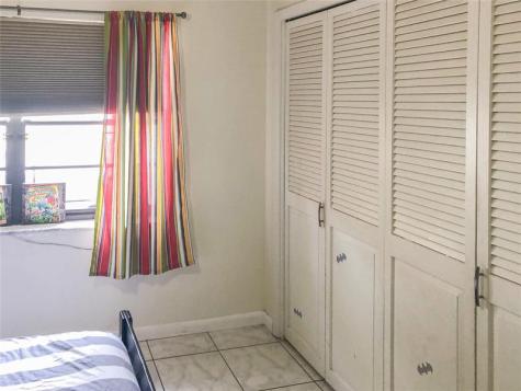 5614 Hammock Lane Lauderhill FL 33319