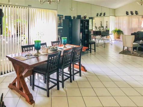 5614 Hammock Lane Lauderhill FL 33319
