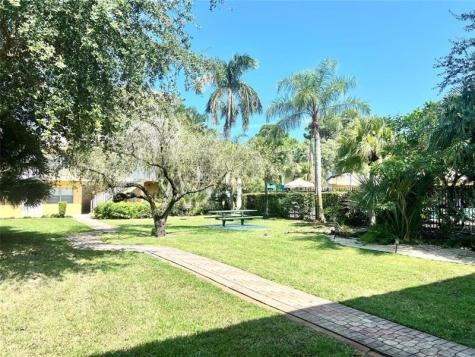 5186 NE 6th Avenue Oakland Park FL 33334