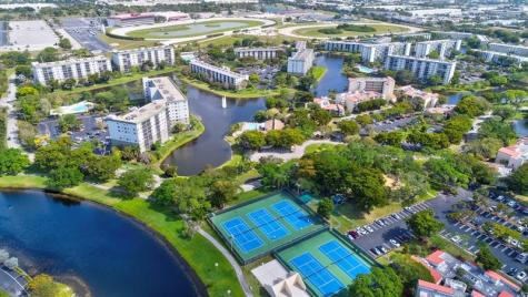 2202 S Cypress Bend Drive Pompano Beach FL 33069