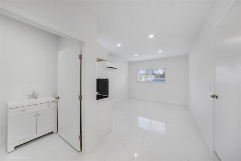 1240 NW 172nd Street Miami FL 33169