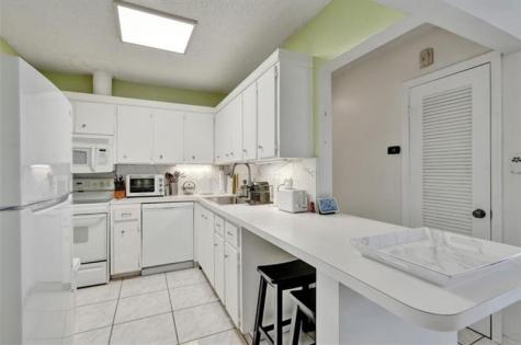 6750 NE 21st Road Fort Lauderdale FL 33308