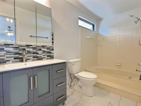 2652 Riverside Drive Coral Springs FL 33065