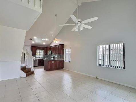 2652 Riverside Drive Coral Springs FL 33065