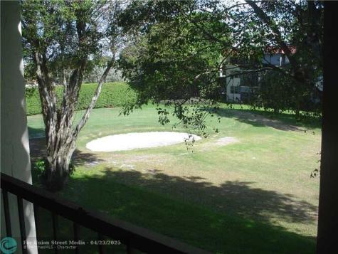 8940 S Hollybrook Bl Pembroke Pines FL 33025