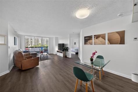 3530 Mystic Pointe Drive Aventura FL 33180