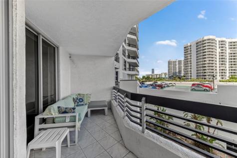 3530 Mystic Pointe Drive Aventura FL 33180