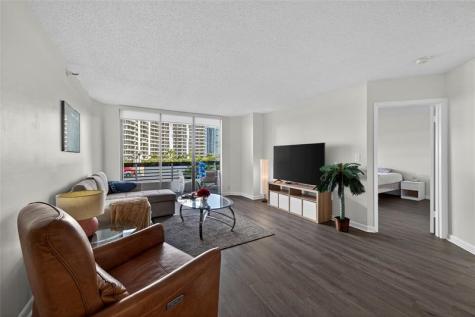 3530 Mystic Pointe Drive Aventura FL 33180