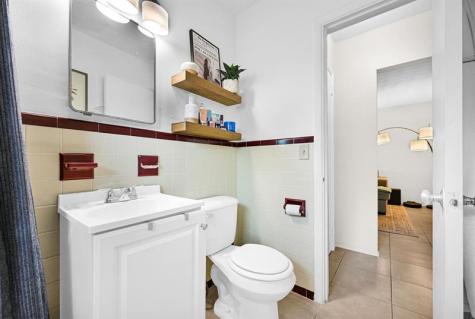 2204 NW 3rd Avenue Wilton Manors FL 33311