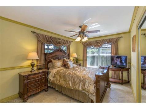 160 SE 12th Street Pompano Beach FL 33060