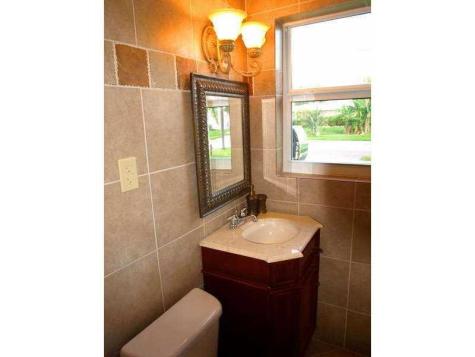160 SE 12th Street Pompano Beach FL 33060