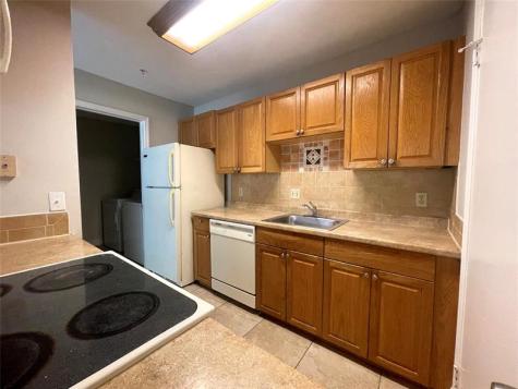 2305 N Congress Avenue Boynton Beach FL 33426