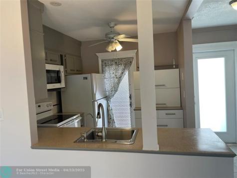 4421 NW 16th Street Lauderhill FL 33313