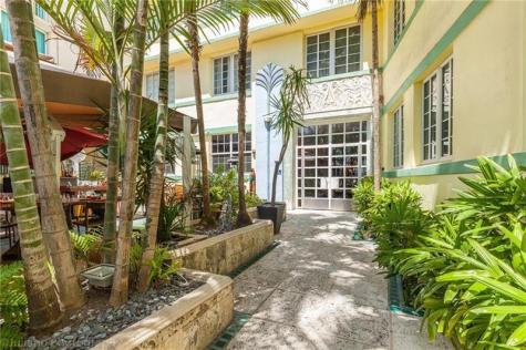 530 Ocean Drive Miami Beach FL 33139
