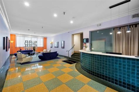 530 Ocean Drive Miami Beach FL 33139