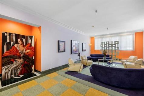 530 Ocean Drive Miami Beach FL 33139
