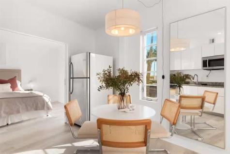 530 Ocean Drive Miami Beach FL 33139