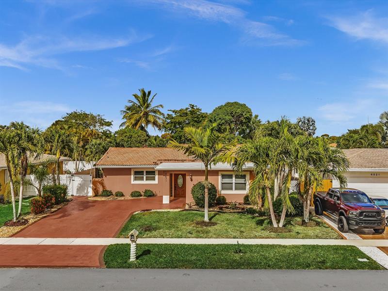 6831 NW 81st Place Tamarac FL 33321