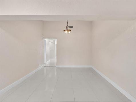 6831 NW 81st Place Tamarac FL 33321