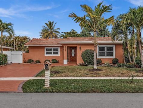 6831 NW 81st Place Tamarac FL 33321