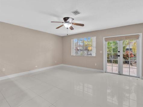 6831 NW 81st Place Tamarac FL 33321