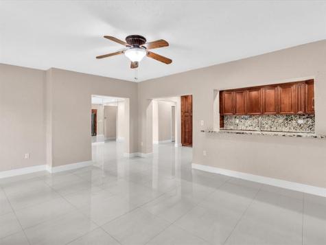 6831 NW 81st Place Tamarac FL 33321