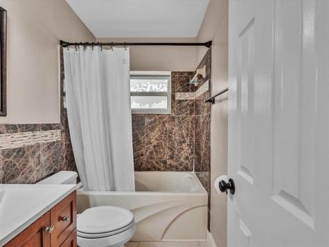 6831 NW 81st Place Tamarac FL 33321