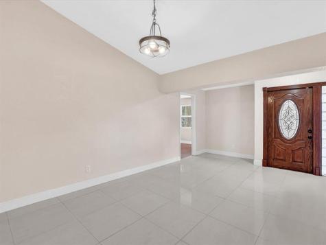 6831 NW 81st Place Tamarac FL 33321