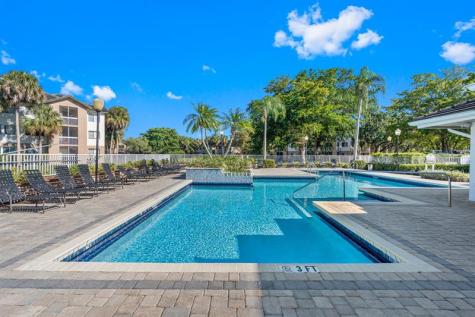 9977 Westview Drive Coral Springs FL 33076