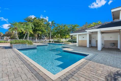 9977 Westview Drive Coral Springs FL 33076