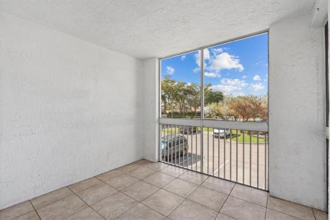9977 Westview Drive Coral Springs FL 33076