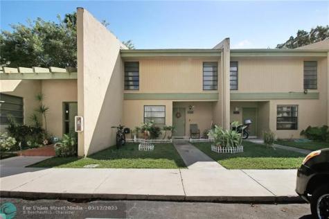 9210 NW 14th Street Hollywood FL 33024